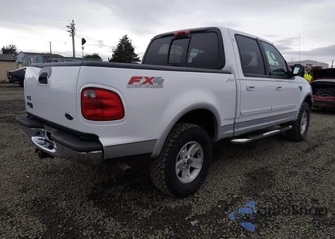 2002 Ford F-150 Lariat/Xlt из США, поврежденный, VIN 1FTRW08L52KC88142